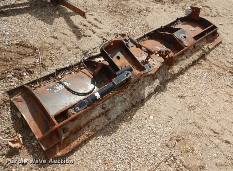 image for item KM9793 2003 Sterling LT7500  dump truck