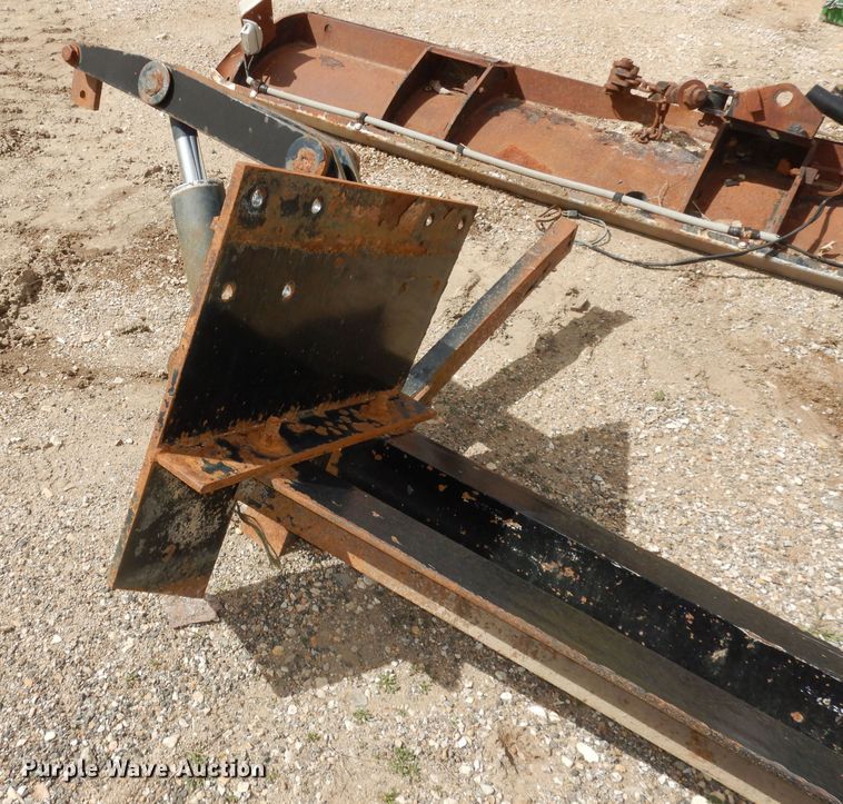 image for item KM9793 2003 Sterling LT7500  dump truck