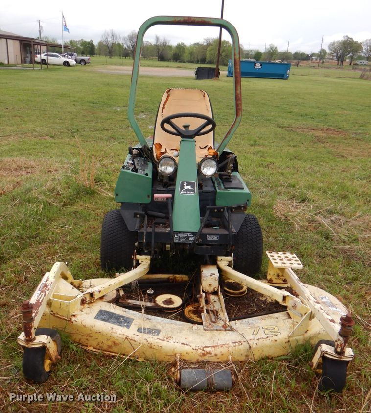 image for item KP9190 John Deere F935  lawn mower