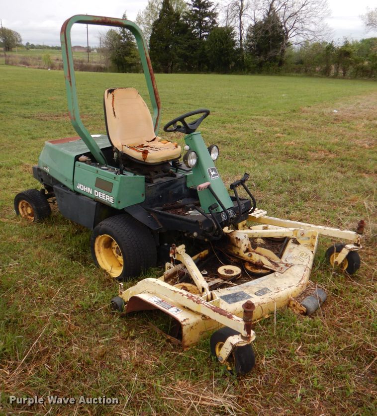 image for item KP9190 John Deere F935  lawn mower