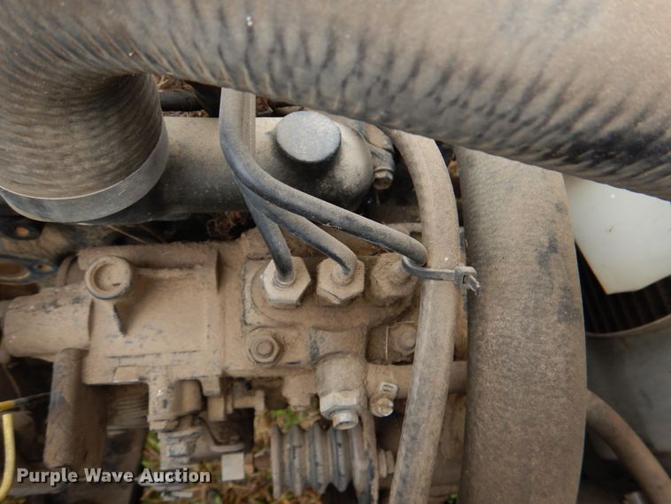 image for item KP9190 John Deere F935  lawn mower