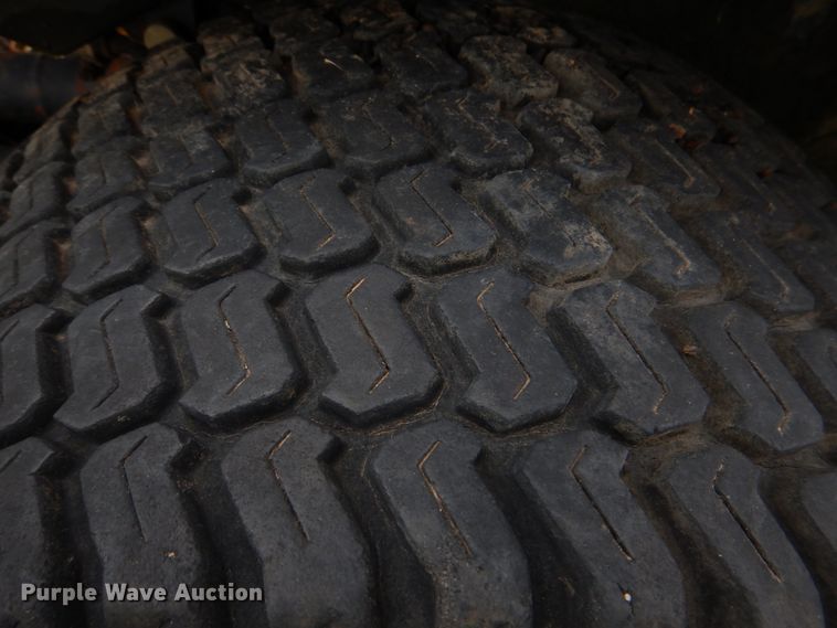 image for item KP9190 John Deere F935  lawn mower