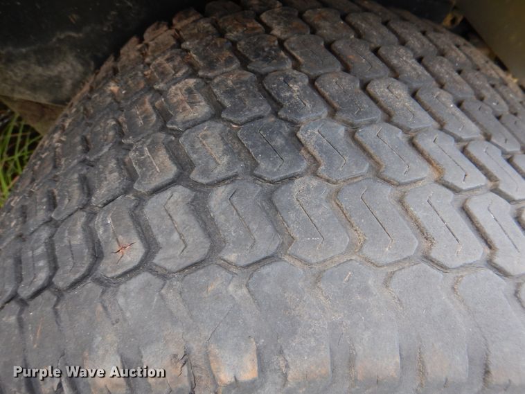 image for item KP9190 John Deere F935  lawn mower