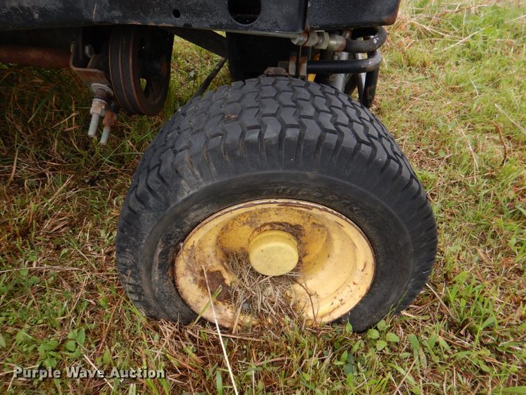 image for item KP9190 John Deere F935  lawn mower