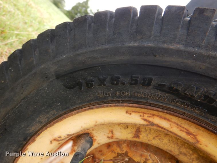 image for item KP9190 John Deere F935  lawn mower