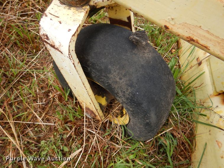 image for item KP9190 John Deere F935  lawn mower