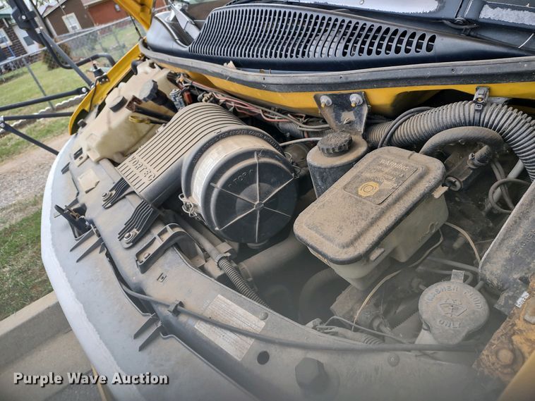 image for item KP9198 2001 Chevrolet Express G3500  school bus