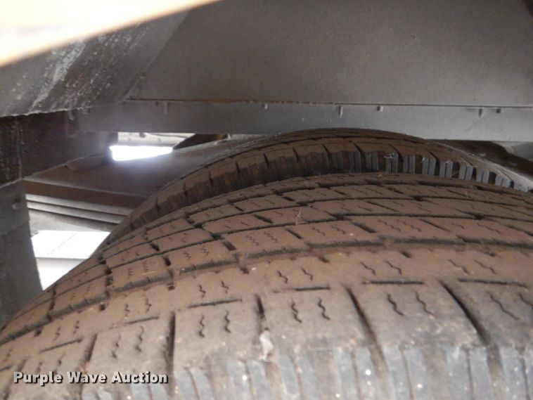 image for item KP9199 2002 Chevrolet Express G3500  school bus