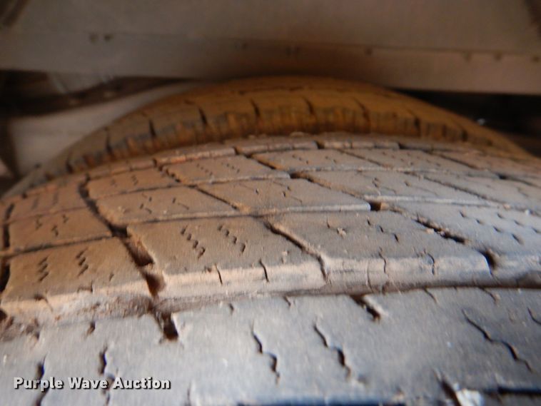 image for item KP9199 2002 Chevrolet Express G3500  school bus