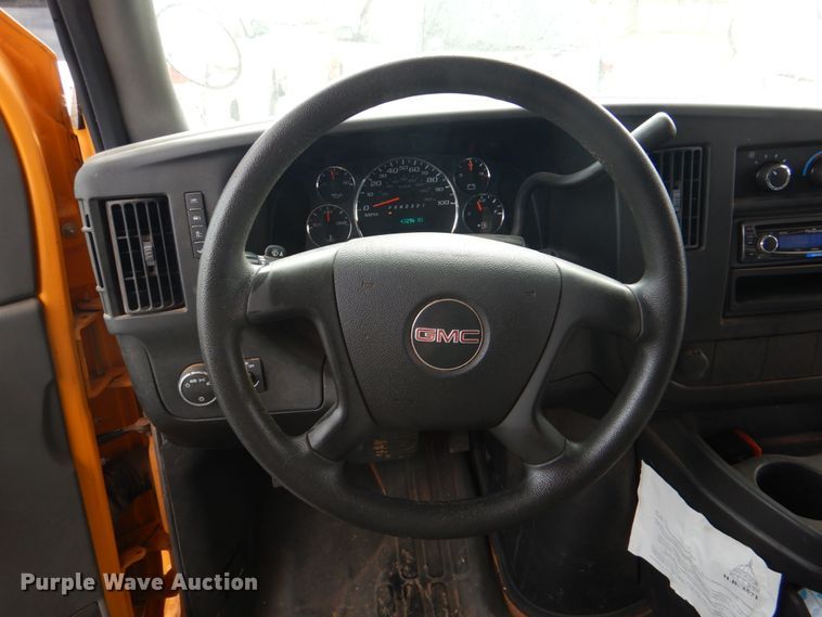 image for item KP9200 2009 GMC Savana G3500  school bus