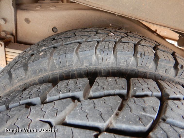 image for item KP9200 2009 GMC Savana G3500  school bus