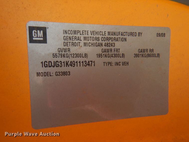 image for item KP9200 2009 GMC Savana G3500  school bus