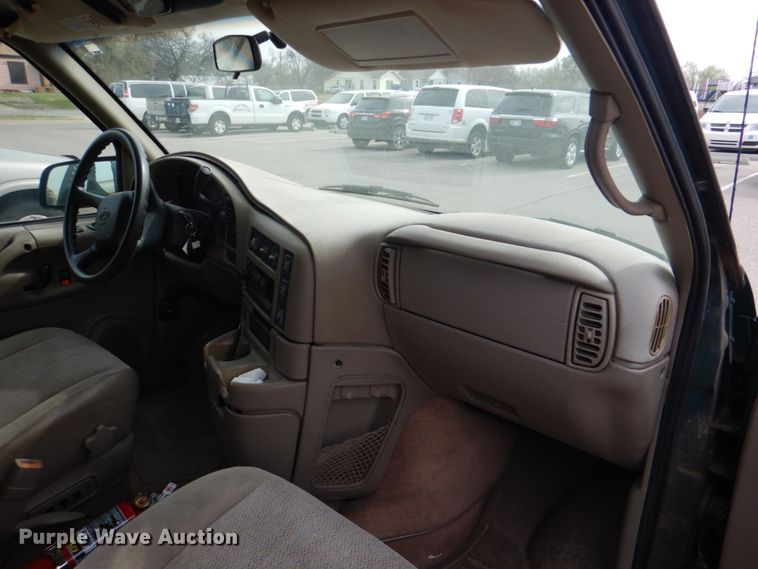 image for item KP9201 2001 Chevrolet Astro  van