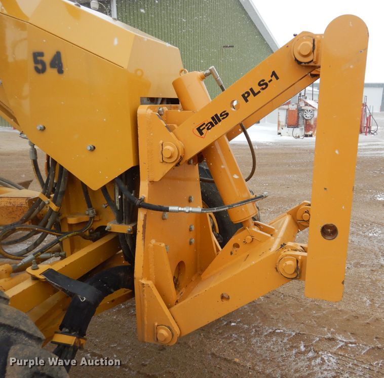 image for item KT9101 2011 Caterpillar 140M2 VHP  motor grader