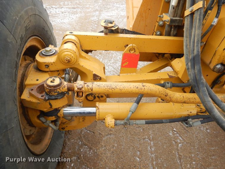 image for item KT9101 2011 Caterpillar 140M2 VHP  motor grader