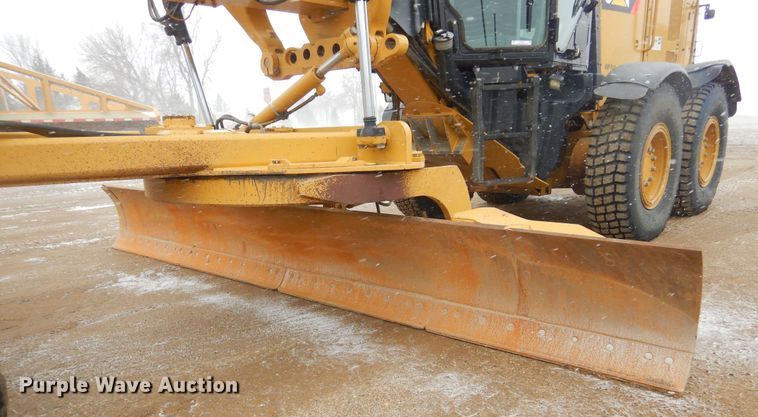image for item KT9101 2011 Caterpillar 140M2 VHP  motor grader