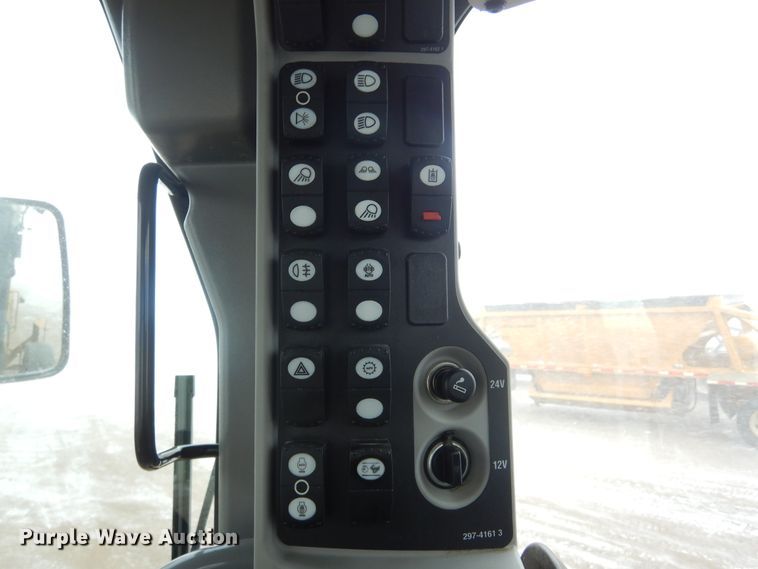 image for item KT9101 2011 Caterpillar 140M2 VHP  motor grader