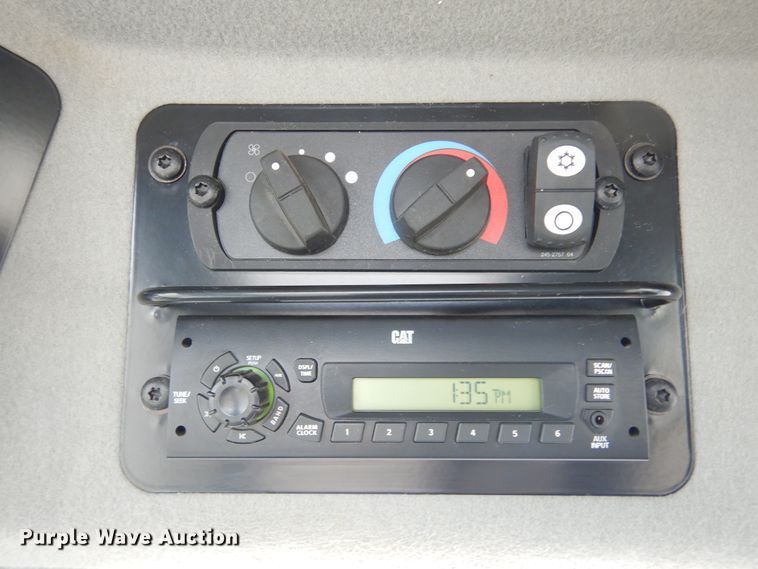 image for item KT9101 2011 Caterpillar 140M2 VHP  motor grader