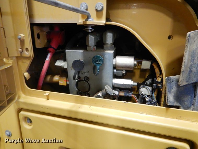 image for item KT9101 2011 Caterpillar 140M2 VHP  motor grader