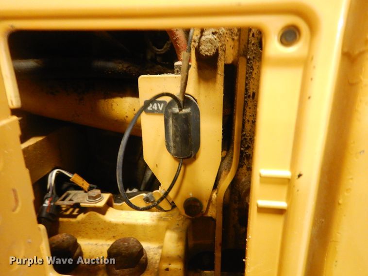 image for item KT9101 2011 Caterpillar 140M2 VHP  motor grader