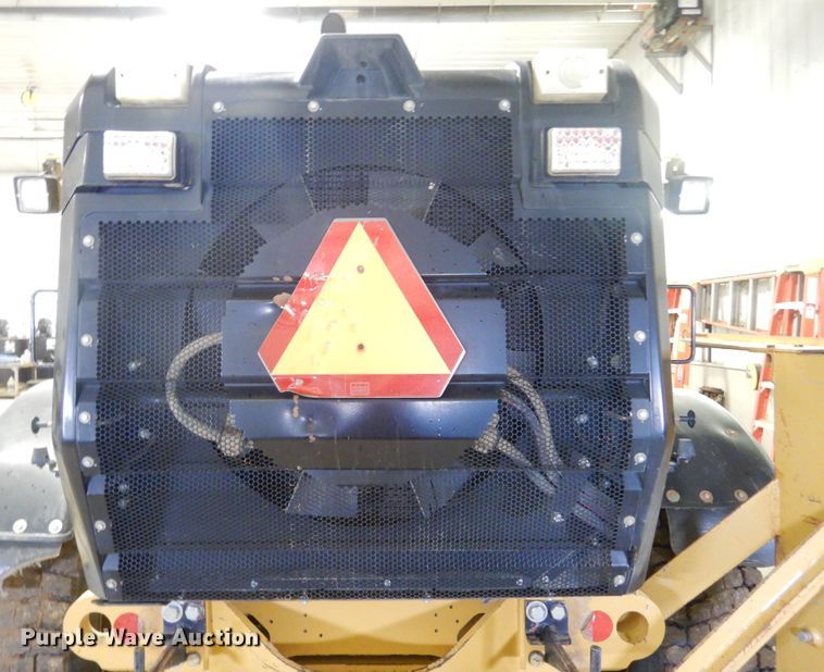 image for item KT9101 2011 Caterpillar 140M2 VHP  motor grader