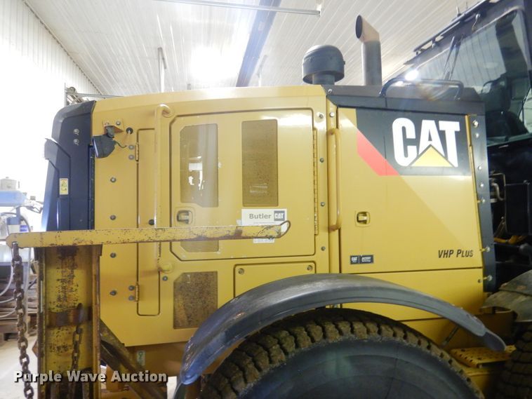image for item KT9101 2011 Caterpillar 140M2 VHP  motor grader