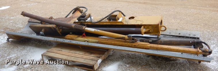 image for item KT9101 2011 Caterpillar 140M2 VHP  motor grader