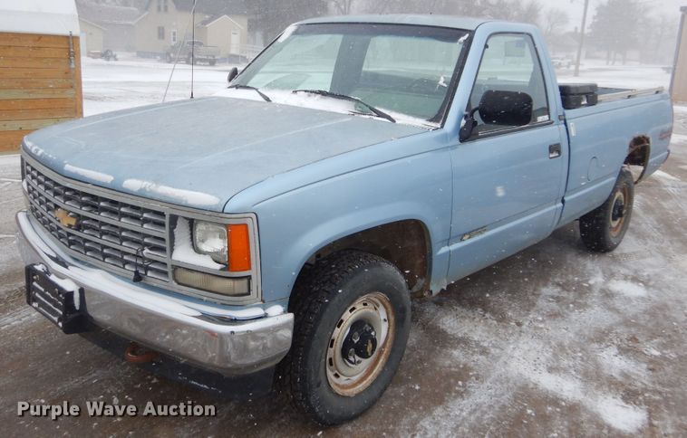 image for item KT9102 1990 Chevrolet K1500  pickup truck