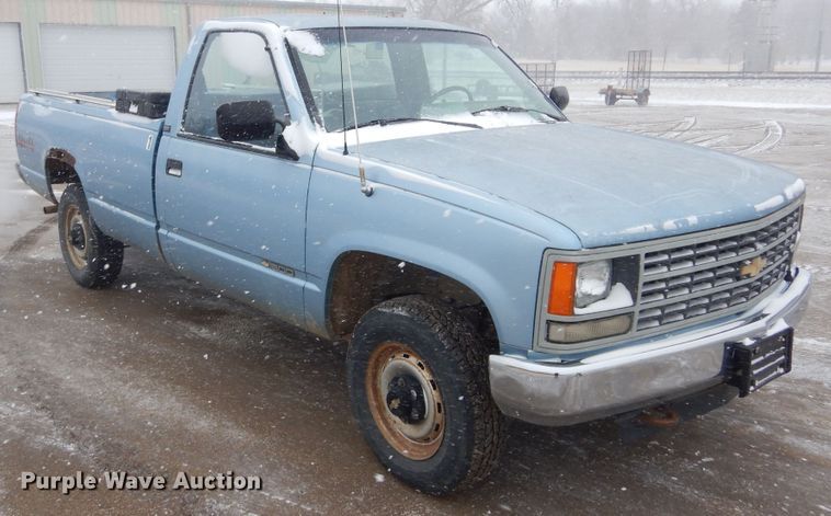 image for item KT9102 1990 Chevrolet K1500  pickup truck