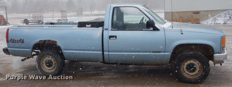 image for item KT9102 1990 Chevrolet K1500  pickup truck