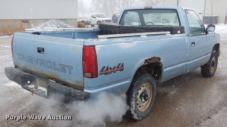 image for item KT9102 1990 Chevrolet K1500  pickup truck