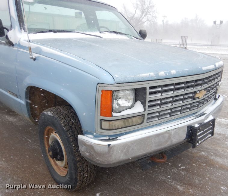 image for item KT9102 1990 Chevrolet K1500  pickup truck