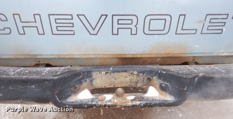 image for item KT9102 1990 Chevrolet K1500  pickup truck