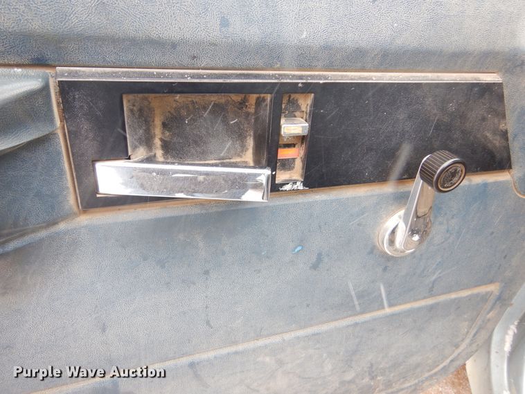 image for item KT9102 1990 Chevrolet K1500  pickup truck