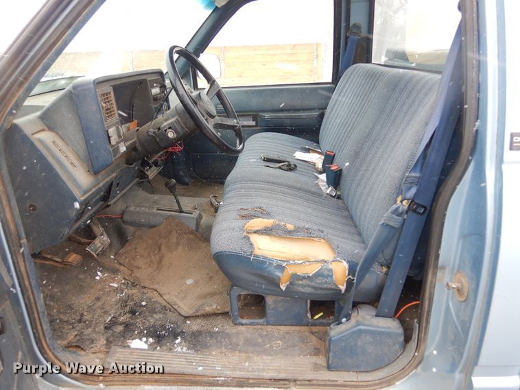 image for item KT9102 1990 Chevrolet K1500  pickup truck