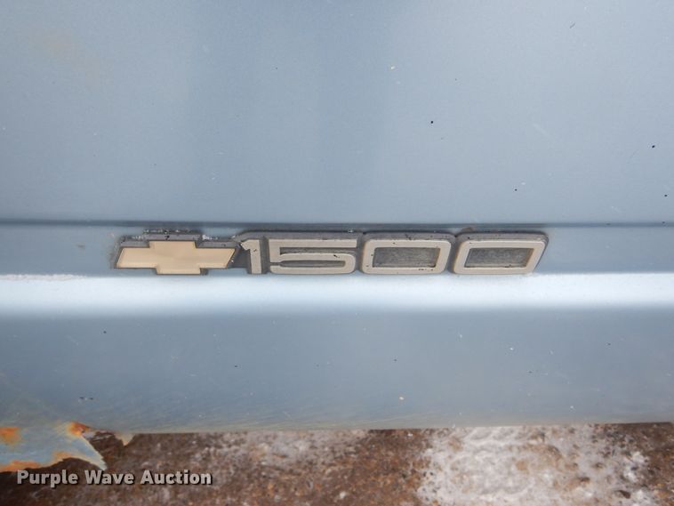 image for item KT9102 1990 Chevrolet K1500  pickup truck