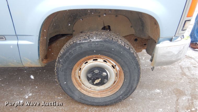 image for item KT9102 1990 Chevrolet K1500  pickup truck