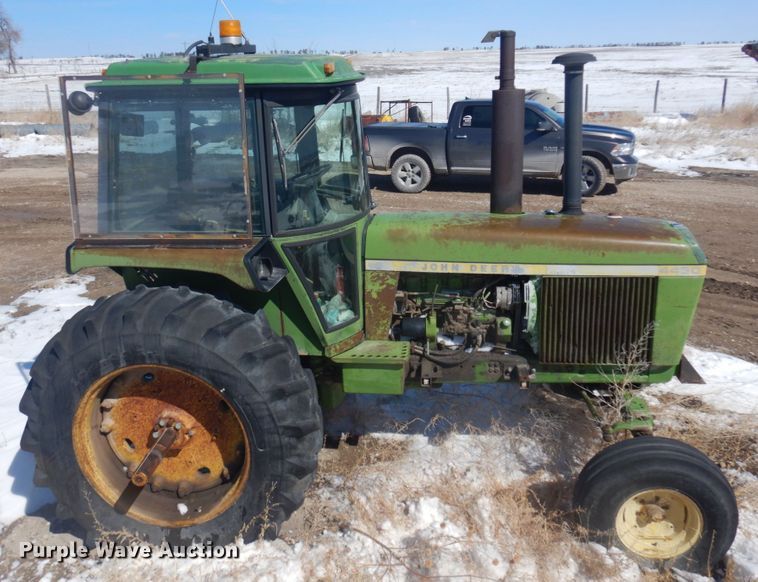 image for item KU9683 1974 John Deere 4430  tractor
