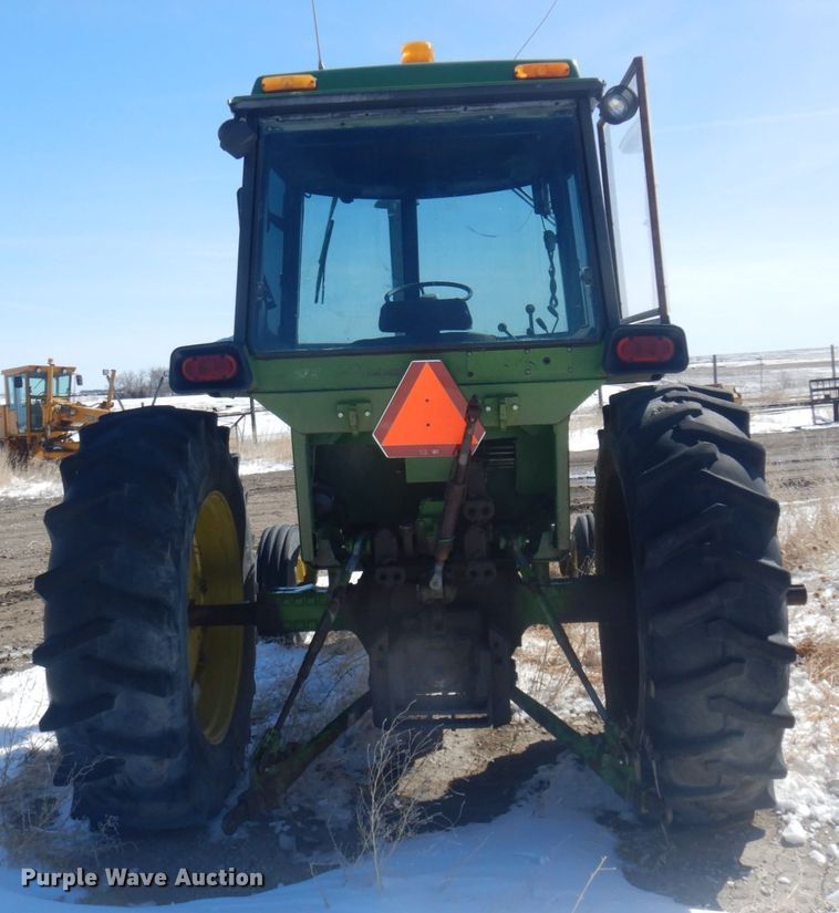 image for item KU9683 1974 John Deere 4430  tractor