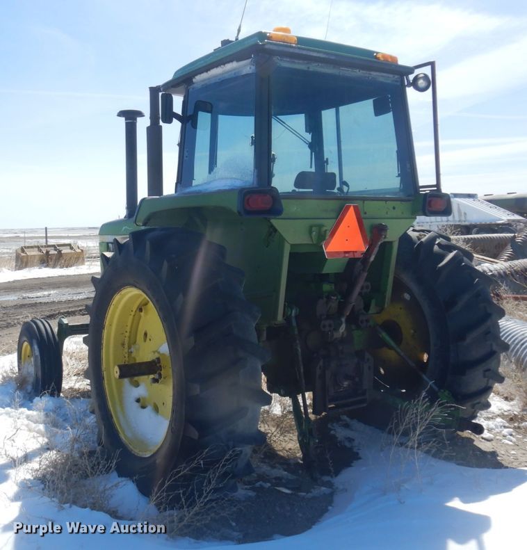 image for item KU9683 1974 John Deere 4430  tractor