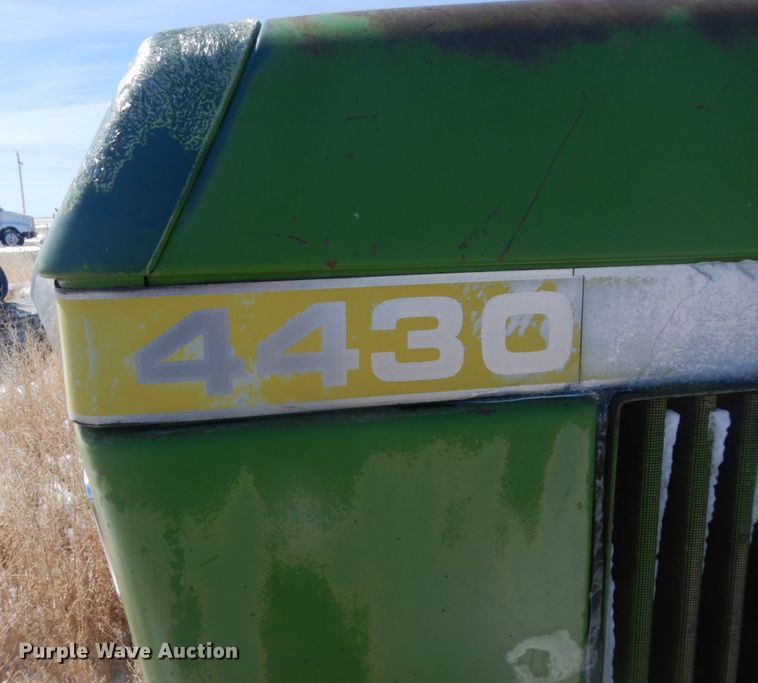 image for item KU9683 1974 John Deere 4430  tractor