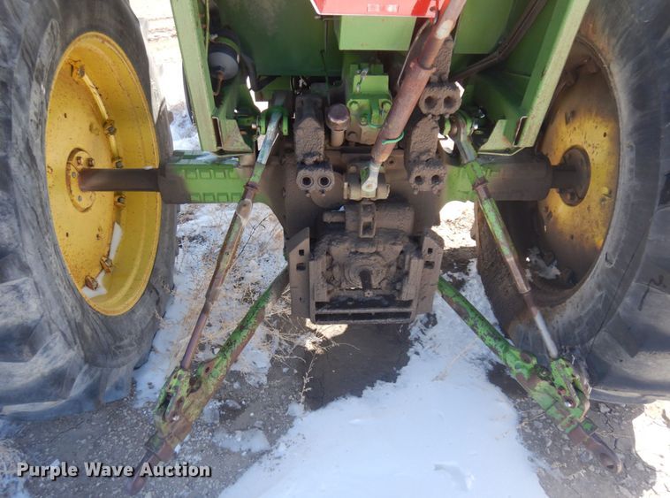 image for item KU9683 1974 John Deere 4430  tractor