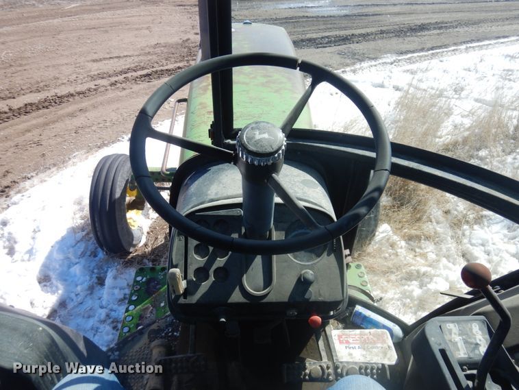 image for item KU9683 1974 John Deere 4430  tractor