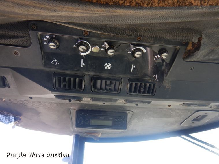 image for item KU9683 1974 John Deere 4430  tractor