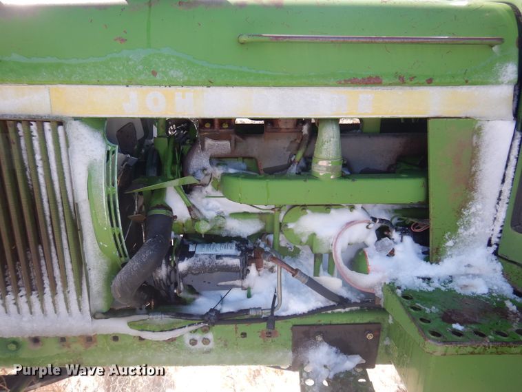 image for item KU9683 1974 John Deere 4430  tractor