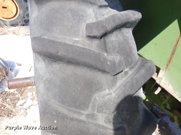 image for item KU9683 1974 John Deere 4430  tractor