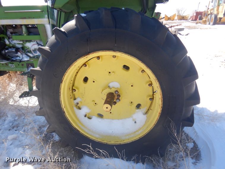 image for item KU9683 1974 John Deere 4430  tractor