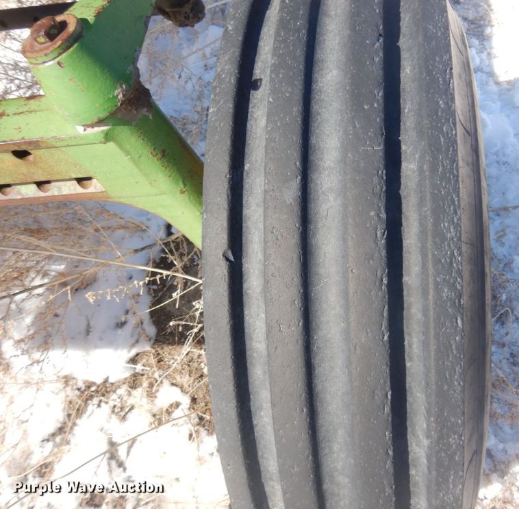 image for item KU9683 1974 John Deere 4430  tractor