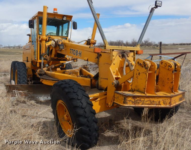image for item KU9712 1991 John Deere 770BH  motor grader