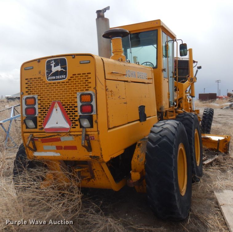 image for item KU9712 1991 John Deere 770BH  motor grader